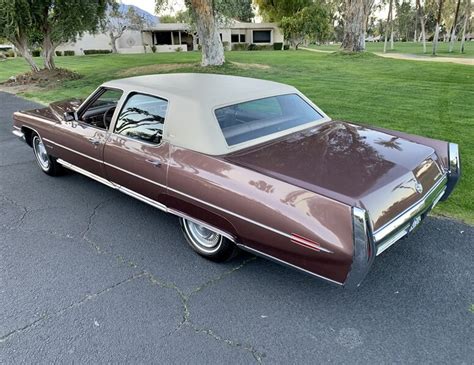 1971 Cadillac Fleetwood Sixty Special Brougham Lifes A Holiday On