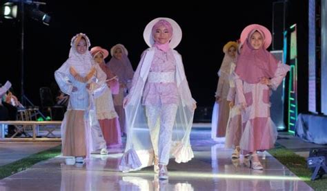 Desainer Cilik Asal Pamekasan Tampil Memukau Di Muslem Fashion Chamber