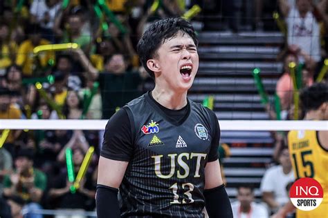 UAAP UST Stays Alive Downs FEU In Men S Volleyball Final Four