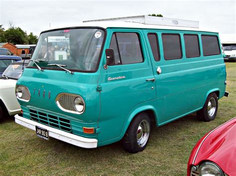 145 Ford Econoline Van 1st Generation 1964 Ford Econolin Flickr