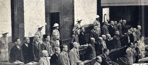 Los Juicios de Tokio crímenes de guerra harakiris y un emperador