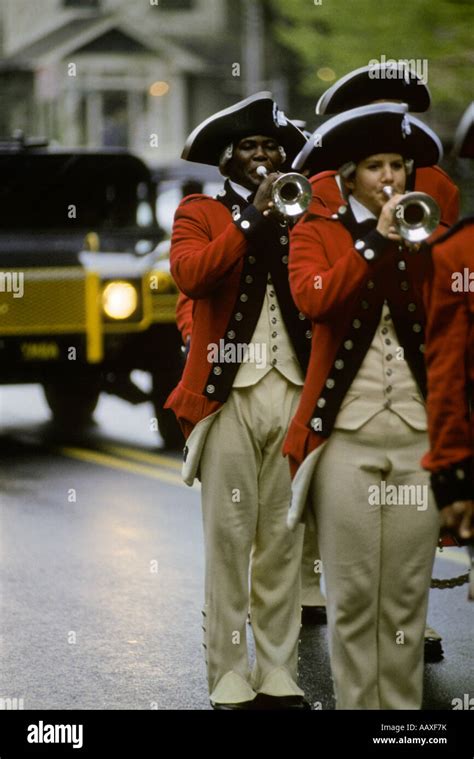 Usa Revolutionary War Reenactors Fife And Drum Corps Band Musicians Stock