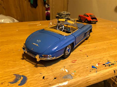 Italeri 1 16 Mercedes SL 300 Cabrio