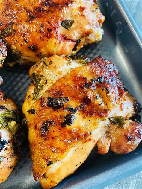 Lemon Herb Chicken Thighs Cooks Well With Others