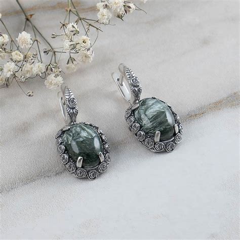 Серьги из серебра с серафинитом (клинохлор) - купить с доставкой по ...