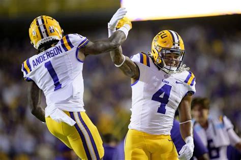 Watch: Highlights From LSU's 48-18 Victory Over Auburn