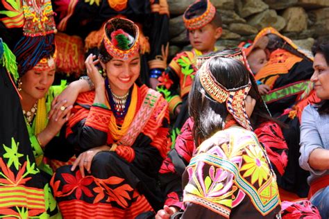 KALASH Valley, Chitral ,Kafir Kalash,Kalash women traditional clothing, Brir, Bumburet , Rambur