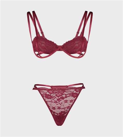 Buy Trendyol Laced Lingerie Set In Burgundy 6thStreet Saudi Arabia