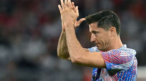 Lewandowski Nie Chcia Rozmawia Po Meczu Powiedzia Jedno Zdanie