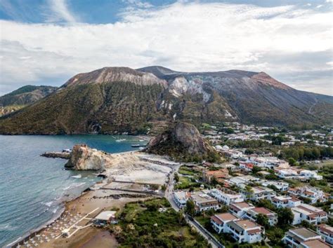 Slipping Into The Vulcano Island Mud Baths Travel Addicts