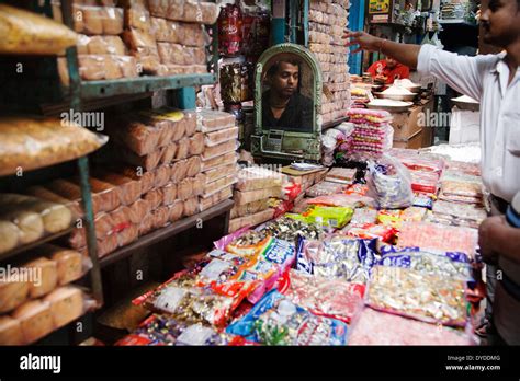 Chandni chowk food hi-res stock photography and images - Alamy