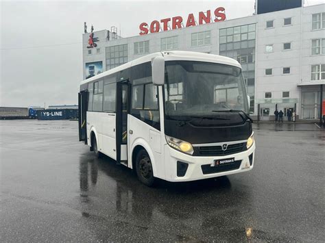Купить б/у ПАЗ Вектор Next 7.6 дизель автомат в Санкт-Петербурге: белый ...