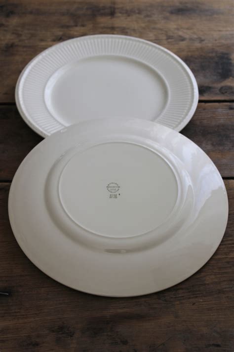 Vintage England Wedgwood Edme Dinner Plates Fluted Pattern Plain Ivory