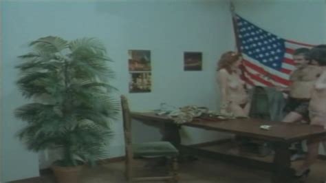 Naked Pauline Teutscher In Bathman Dal Pianeta Eros