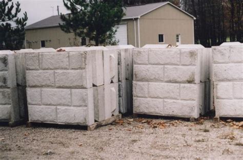 Precast Concrete Blocks Retaining Wall - Wall Design Ideas