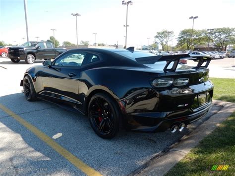 Black 2019 Chevrolet Camaro Zl1 Coupe Exterior Photo 129654394