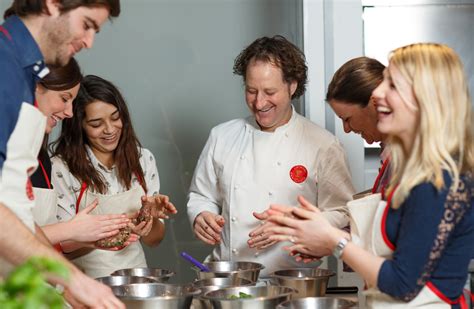 Participer à un cours de cuisine tout ce qu il faut savoir