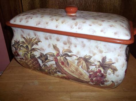 Lovely Ceramic Stoneware Pottery Breadbox Bread Box With Fruit Design