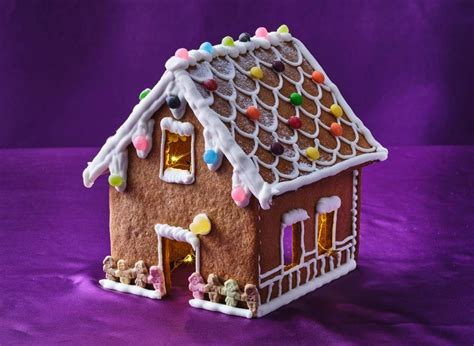 Gingerbread House Van Rutger Bakt Recept Allerhande Albert Heijn