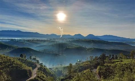 Sunrise Point Cukul Destinasi Wisata Alam Hits Di Bandung Sunrise