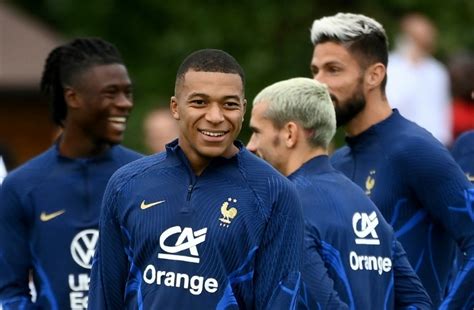 Kylian Mbapp Absent Lentra Nement Des Bleus