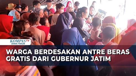 Warga Di Surabaya Berdesakan Antre Beras Gratis Dari Gubernur Jawa