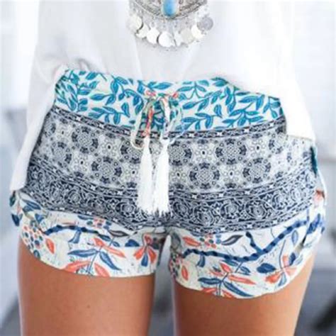 Buy 2018 Summer Floral Printed Shorts Women Elastic Waist Casual Short Pants