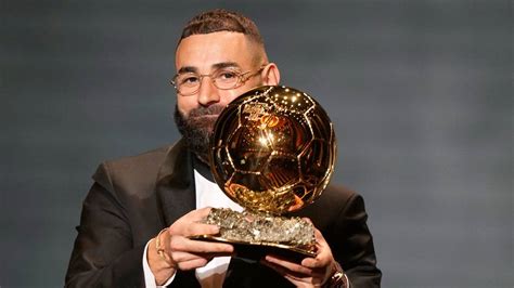 El Franc S Karim Benzema Gana El Bal N De Oro El Nuevo Herald