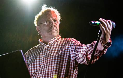 John Lydon Distances Himself From Sex Pistols Accuses Them Of Cashing