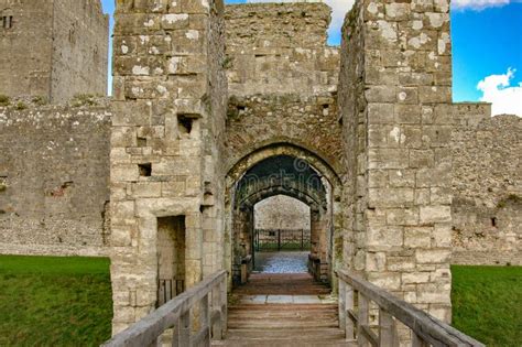 Plymouth England Castle Ruins Stock Photo - Image of pilgrim, mayflower ...