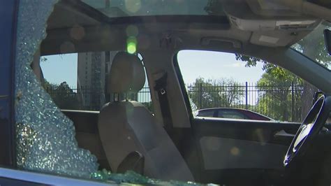 More Than A Dozen Car Windows Smashed On South Side Youtube