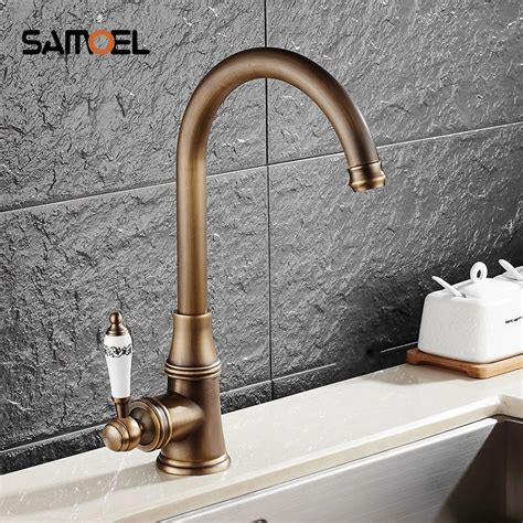 New Style Antique Brass Finish Faucet Kitchen Sink Basin Faucets Mixer Tap With Ceramic Hot And