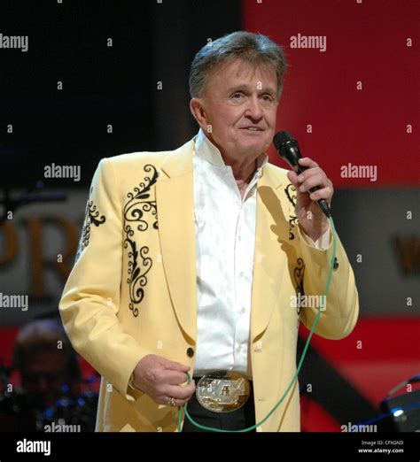 Apr 14 2007 Nashville Tn Usa Grand Ole Opry Star Bill Anderson Performs Live At The Grand