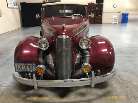 1939 Cadillac Lasalle