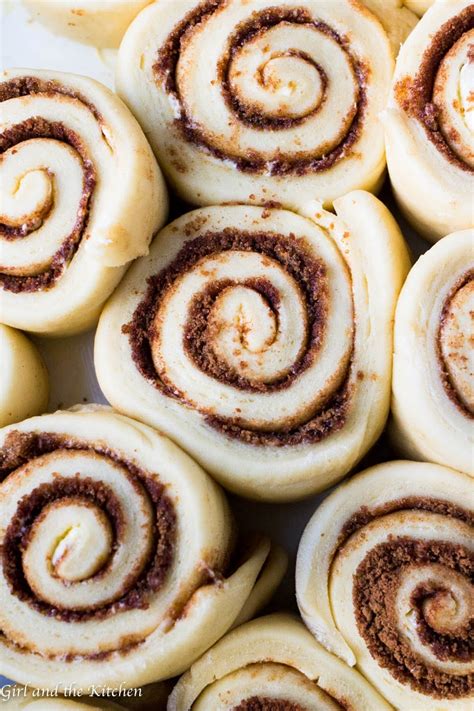 How To Make The Cinnabon Roll Girl And The Kitchen