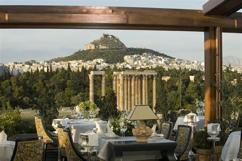 Le temple de Zeus Olympien à Athènes DÉCOUVRIR LA GRÈCE