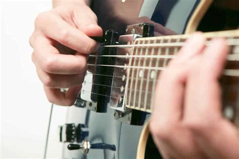 Comment Tenir Un M Diator La Guitare Et Bien Le Choisir