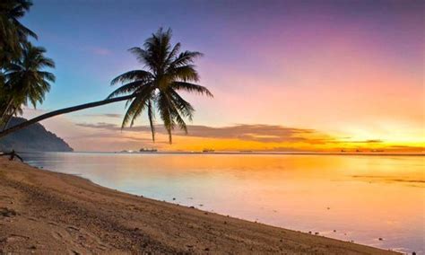 Pantai Nirwana Pantai Indah Dengan Pemandangan Sunset Yang Eksotis Di