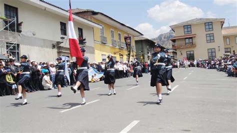 COLEGIO SAN RAMÓN DE CAJAMARCA DESFILE DE PROMOCIONES CONCURSO DE