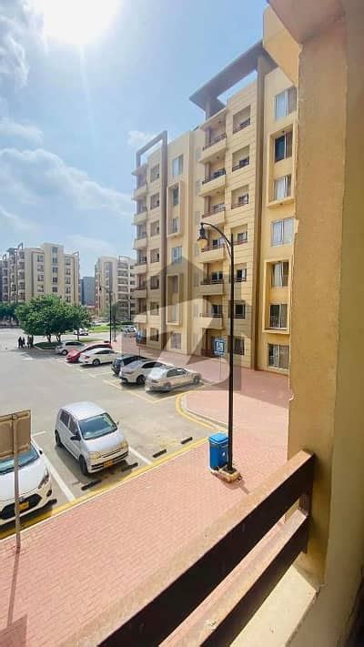 4 Bed Bahria Apartment Corner West Open Exta Land Luxuries Available