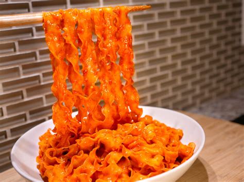 Minute Gochujang Noodles Lookcatchu