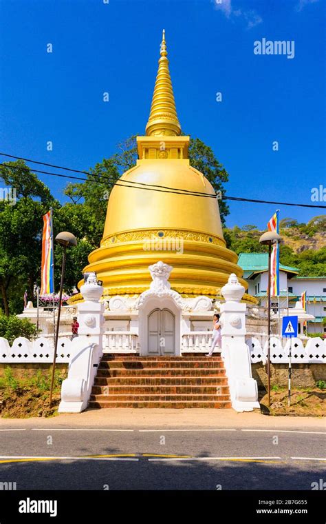 Sur De Asia Sri Lanka Ceylon Dambulla Complejo Dorado Pagoda Dagoba