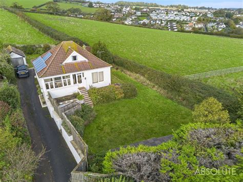 3 Bed Detached Bungalow For Sale In Teignmouth Road Teignmouth Devon