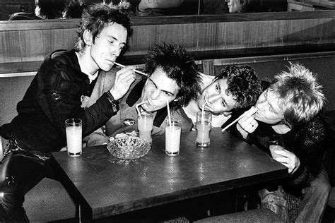 Conhe A A Trajet Ria Do Sex Pistols Em S Rie Do Star
