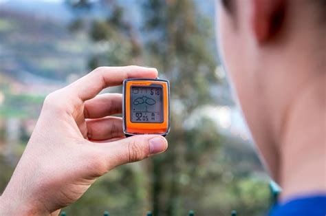 Höjdmätare Barometer Hygrometer Termometer Och Klocka — Raig