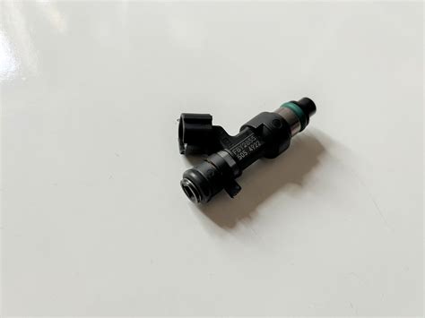 2014 2019 Nissan Rogue Altima NV200 Fuel Injector OEM FBY2855 16600