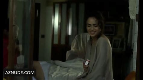 Amruta Khanvilkar Nude Aznude