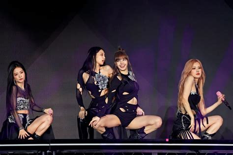 Blackpink Updates Blackpink Performing At Coachella Weekend