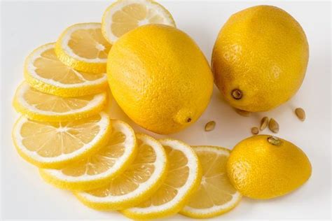 15 Ways To Use Lemon For Dark Spots And Their Fast Removal