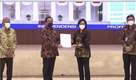 Menteri Keuangan Menyampaikan Lkpp Tahun 2021 Unaudited